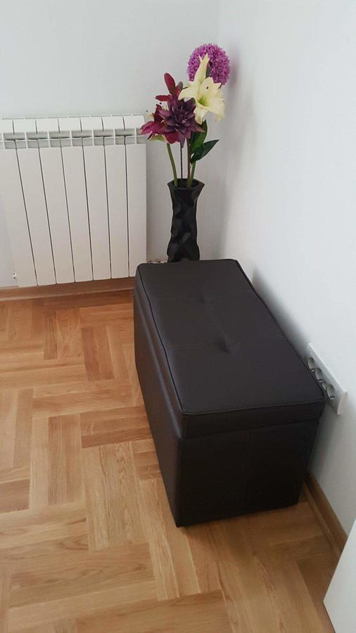 Apartment Iris Belgrad Exteriör bild