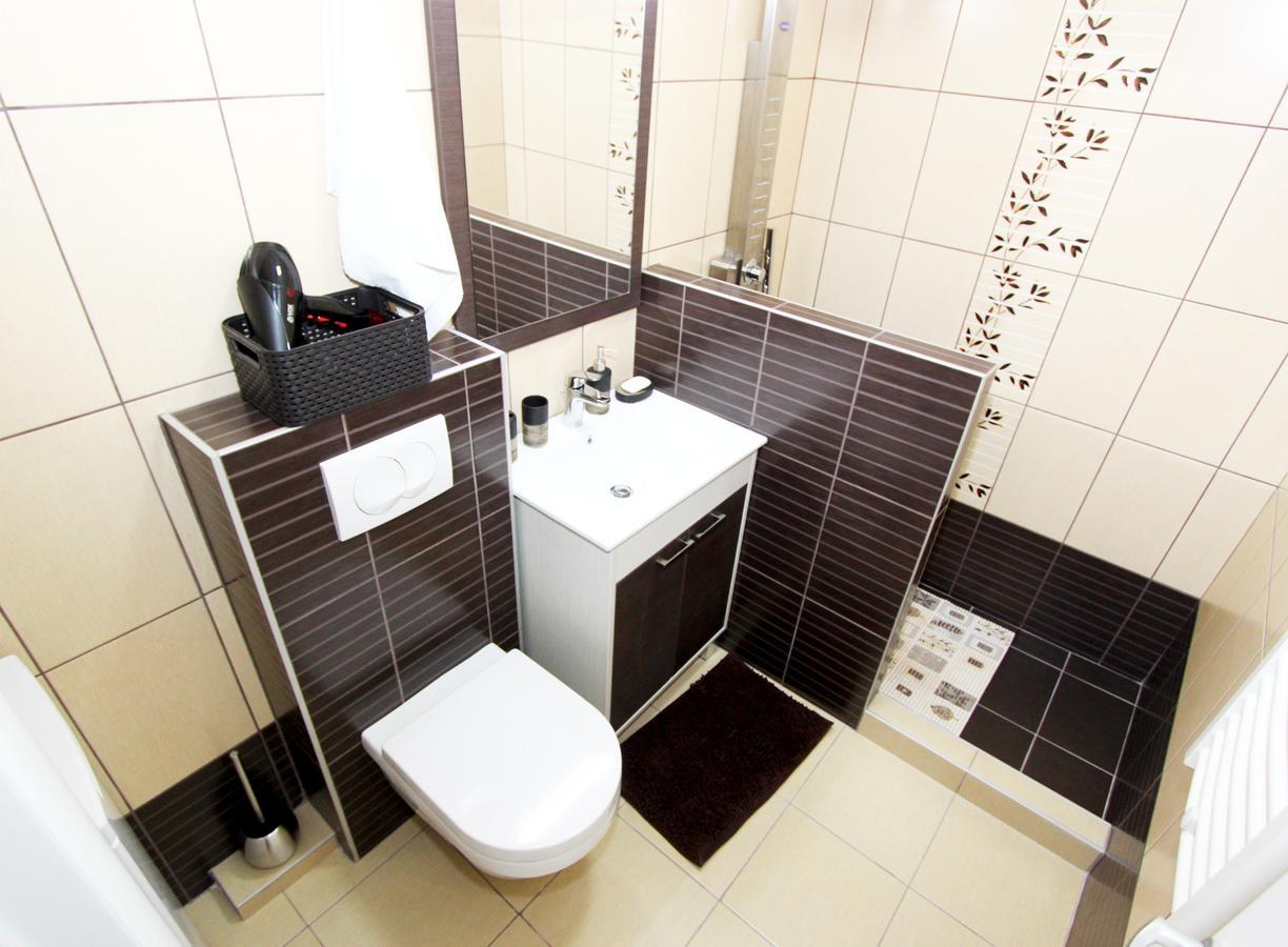 Apartment Iris Belgrad Exteriör bild